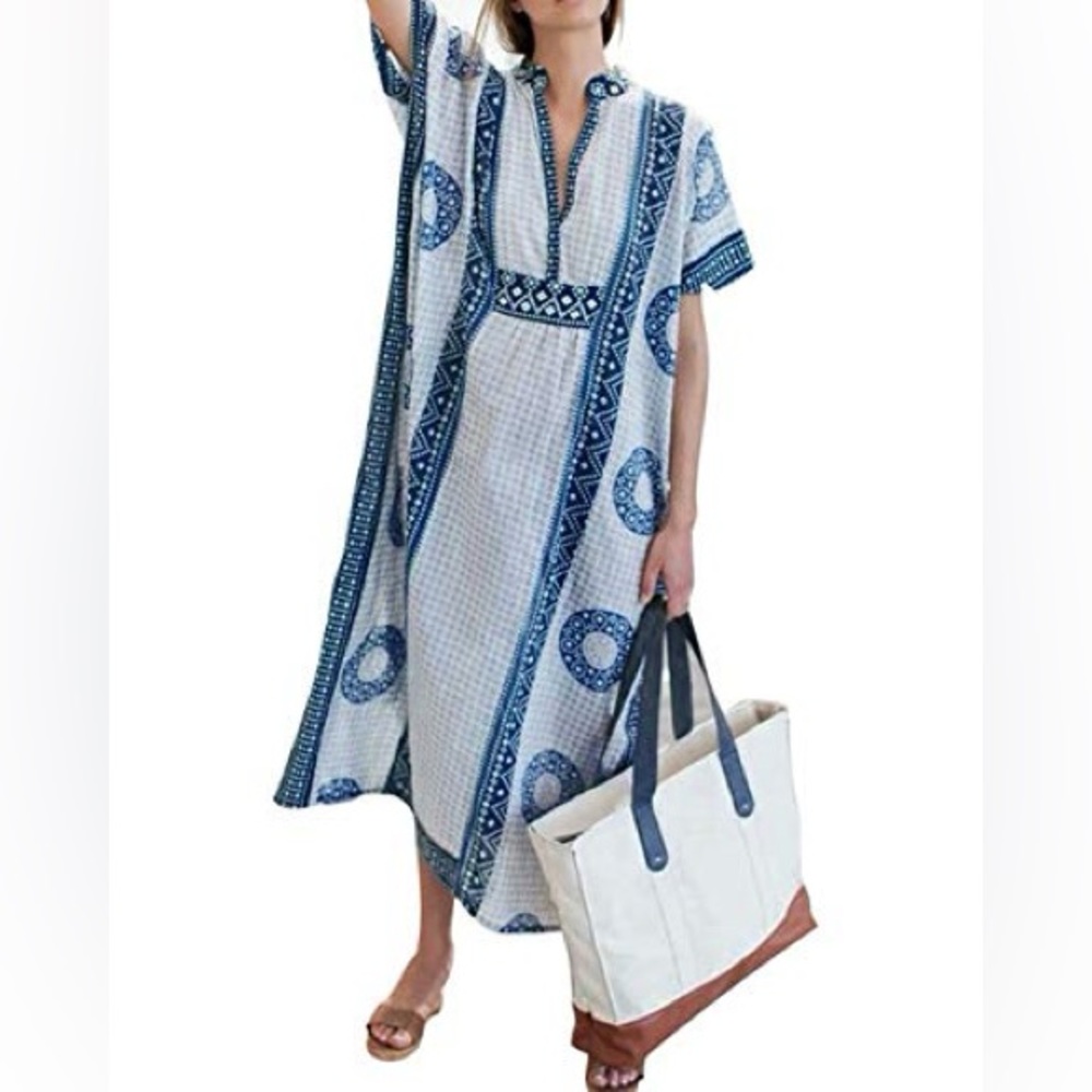 NWOT Amazon one size caftan boho